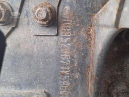 Mercedes-Benz Actros 3235