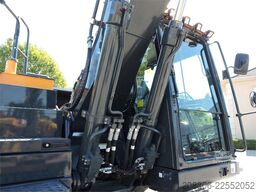 HYUNDAI HX160
