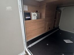 KNAUS Van TI VANSATION 650 MEG L-Sitzgruppe, Markise