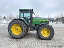 John Deere 7810