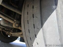 RENAULT D 18, EURO 6, TAIL LIFT