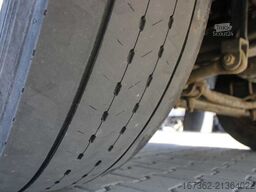 RENAULT D 18, EURO 6, TAIL LIFT