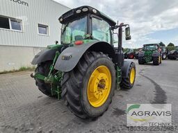 John Deere 6215 R