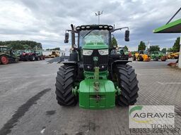 John Deere 6215 R