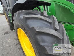 John Deere 6215 R