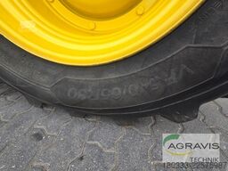 John Deere 6215 R