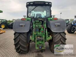 John Deere 6215 R