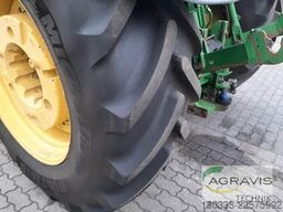 John Deere 6215 R