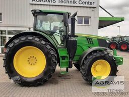 John Deere 6215 R