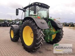 John Deere 6215 R