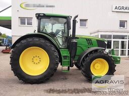John Deere 6215 R