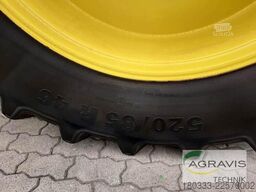 John Deere 6215 R