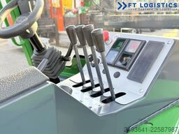 Combilift CB3000 DIESEL TRIPLEX 4900 POSITIONER