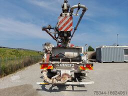 Iveco 330 30H