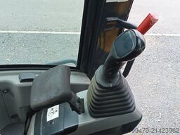 Komatsu PC55MR-5E0 with 3 buckets