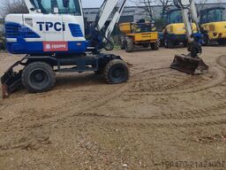 Hyundai R55W-9A with 3 excavator buckets