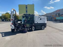  Swingo 200+ mit Sinkkastenreinigungsmaschine