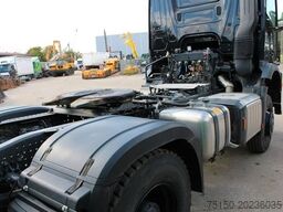 MERCEDES-BENZ 1853 4x4 BL ALLRAD UNFALL Nr.: 773