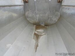 KEMPF SKM 35/3 - Kippmulde 32 m³ Nr.: 098