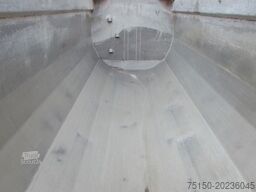 KEMPF SKM 35/3 - Kippmulde 32 m³ Nr.: 098