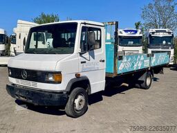 Mercedes-Benz 711 D open truck. 5.10 m long cargo, 3 seats. V...