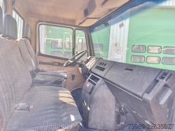 Mercedes-Benz 711 D open truck. 5.10 m long cargo, 3 seats. V...