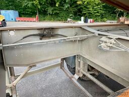 Fruehauf STEEL CHASSIS,  DUMPER!   Full spring!  TOP con...