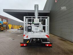 Nissan Cabstar 35.12 NT400 Multitel MJ201