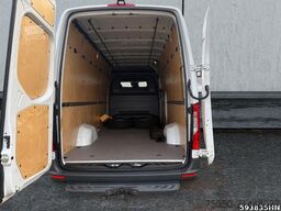 MERCEDES-BENZ Sprinter 317 CDI *L3H2*LED*Autom.*AHK*Distronic*