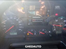 IVECO AT260S40Y/PS -MOTRICE -  CISTERNA MERCI COMMESTIBILI