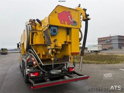 Scania R490 6x2 jetting/sludge vacuum combi with Muller s