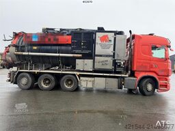 Scania R560 8x4 supersucker with Disab superstructure