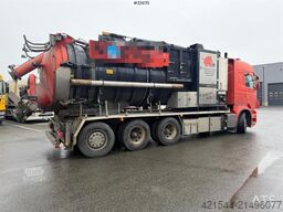 Scania R560 8x4 supersucker with Disab superstructure