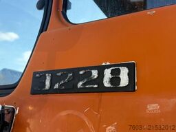 MERCEDES-BENZ V8 8X4 Dumper Tipper Spring/Spring ZF Man Gear