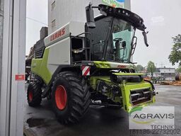 Claas TRION 730