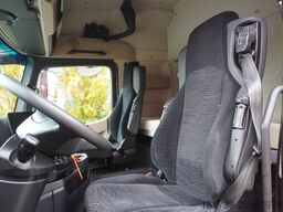 Mercedes-Benz Actros 2545 6×2 MP5 / FULL ADR / Curtain
