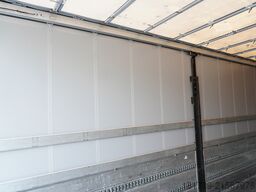 Mercedes-Benz Actros 2545 6×2 MP5 / FULL ADR / Curtain