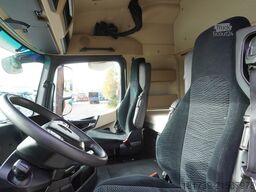 Mercedes-Benz Actros 2545 6×2 MP5 / FULL ADR / Curtain
