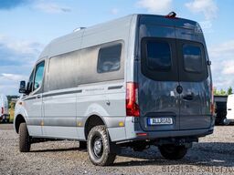 MERCEDES-BENZ TAKLAMAKAN 4x4 Yacht auf Rädern, Innova Roadtrip