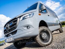 MERCEDES-BENZ TAKLAMAKAN 4x4 Yacht auf Rädern, Innova Roadtrip