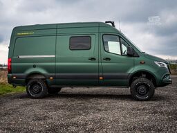 MERCEDES-BENZ TAKLAMAKAN 4x4 Yacht auf Rädern, Innova Roadtrip