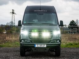 MERCEDES-BENZ TAKLAMAKAN 4x4 Yacht auf Rädern, Innova Roadtrip
