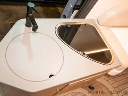 MERCEDES-BENZ TAKLAMAKAN 4x4 Yacht auf Rädern, Innova Roadtrip