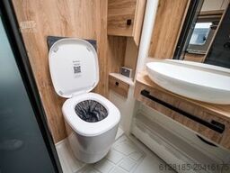 EURAMOBIL Xtura XT 686 EF, Clesana-Umbau, Xperience-Paket