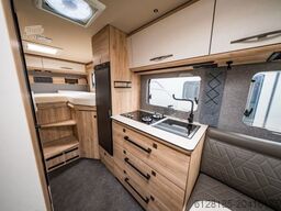 EURAMOBIL Xtura XT 686 EF, Clesana-Umbau, Xperience-Paket