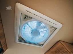 EURAMOBIL Xtura XT 686 EF, Clesana-Umbau, Xperience-Paket