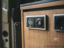 MERCEDES-BENZ ATACAMA 4x4D - 100% autark, Längsschläfer für 4