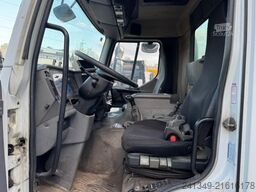 RENAULT Premium 320 4x2 Hiab 102-3