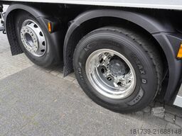 DAF XF 480 E6 6x2 / Lamberet refrigerator