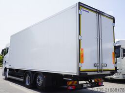 MAN TGX 26.470 / 2022 / Krone Refrigerator 4